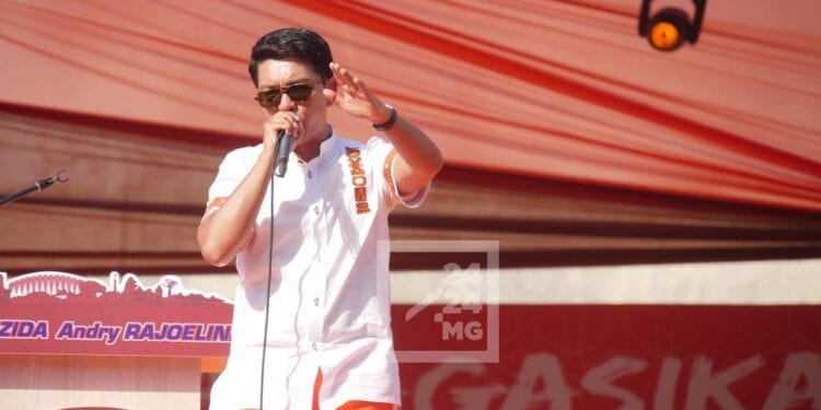 Andry Rajoelina réaffirme son intention d’ « avancer » et de « ne pas reculer » pour aller à l’élection