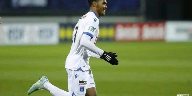 FOOTBALL – Rayan Raveloson écope de six matchs de suspension par la Ligue française de football professionnel