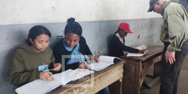 ELECTION – Les propositions des dates des communales et des législatives en 2024 annoncées après une réunion du bureau permanent de la Ceni