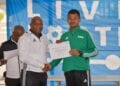 FOOTBALL – Dimbiniaina Andriatianarivelo parmi les 30 arbitres assistants retenus pour la CAN ivoirienne