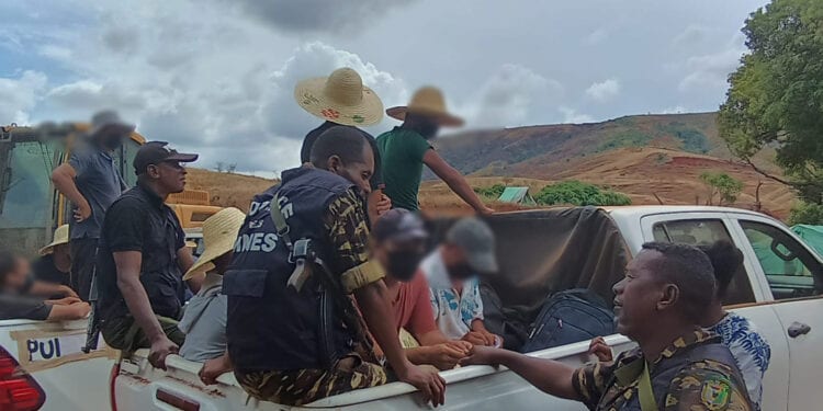 MINES – 10 étrangers interpellés pour suspicion d’orpaillage illégal sur la rivière Kamoro