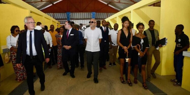 DÉVELOPPEMENT URBAIN – La halle n°3 réhabilitée du marché de Bazarikely d’Antsiranana inaugurée