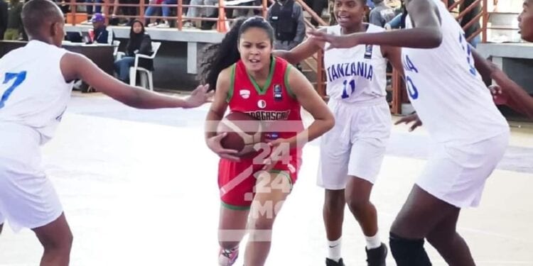 BASKETBALL – L&rsquo;expatriée Marion Rasolofoson sélectionnée aux Jeux africains d&rsquo;Accra 
