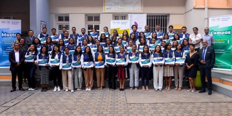 ISCAM – 61 étudiants bénéficient de bourses d’études