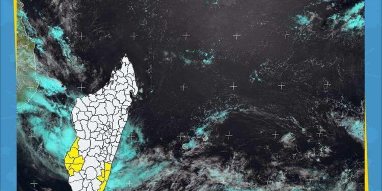 METEO – Alerte jaune fortes pluies dans des districts du Sud-Ouest et du Sud-Est