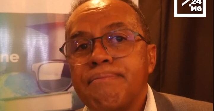 GUY RATSIMBAZAFY : “ Les agences de microfinance créent la stabilité au sein de la société”