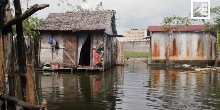 TOAMASINA – De nombreux quartiers toujours sous les eaux après les intempéries de ces derniers mois