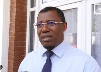 ASSEMBLEE NATIONALE – Siteny Randrianasoloniaiko choisi par la plateforme Firaisankina comme chef de l&rsquo;opposition parlementaire