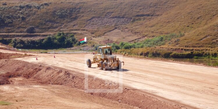 INFRASTRUCTURES – Les démarches liées à la réalisation des études d’impact environnemental des portions de l’autoroute entre Anjozorobe – Toamasina en cours, selon le ministre des Travaux publics