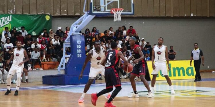BASKETBALL – La GNBC Hommes et Dames battue par ses principaux rivaux lors de la troisième journée de l’Elite 8