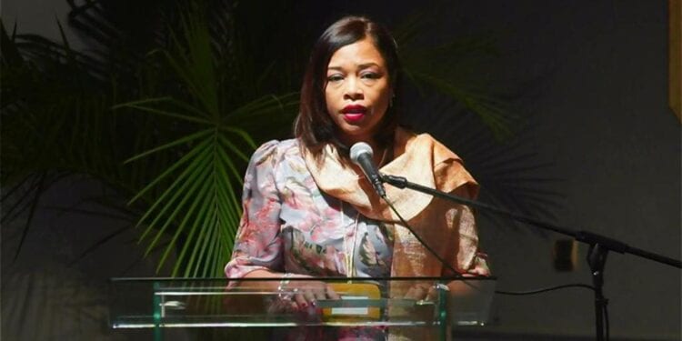 ECHANGES – Baomiavotse Vahinala Raharinirina à la Conférence sur les Dynamiques de la croissance africaine de Paris