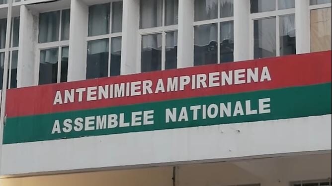 ASSEMBLEE NATIONALE – Pas de suspension de session pour cause d’élections à Tsimbazaza