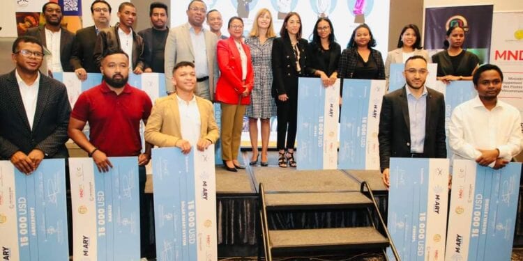 MIARY DIGITAL- Elargissement des appuis aux startups des régions de Madagascar en vue