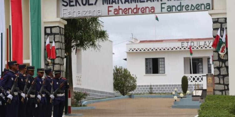 FORCES ARMÉES – La Faculté de médecine de l&rsquo;Université de Fianarantsoa intègre la liste des établissements partenaires de la Semipi