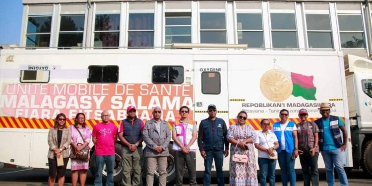 SOINS DE PROXIMITE – La dernière caravane médicale de 2024 prend la direction de la RN7