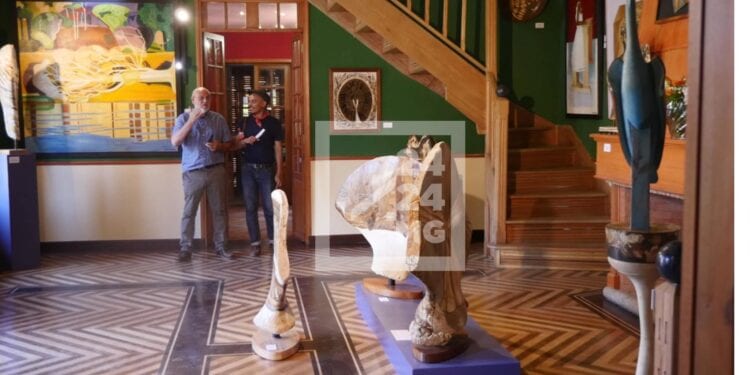 ART VISUEL – Une rétrospective de 27 ans de Guy Pradel dans les Maisons Vellantroy à Analamahitsy