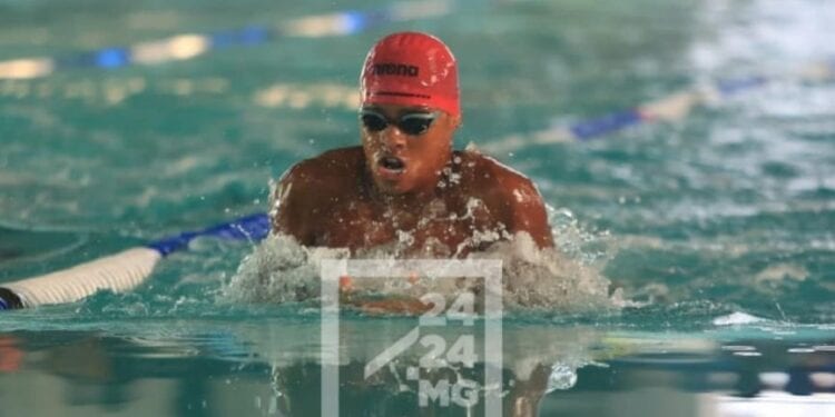 NATATION – Jonathan Raharvel bat de trois secondes le record national de 200m brasse en petit bassin