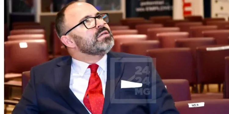ARNAUD GUILLOIS : “J’espère que les barrages de Volobe et Sahofika sortent enfin des terres dans les tout prochains mois”.