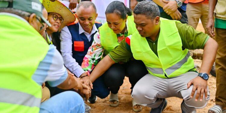 INFRASTRUCTURES – Début de la réhabilitation de 40 km de piste dans le district de Fandriana