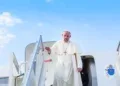 VATICAN – L’état de santé du Pape François reste toujours “critique”, une insuffisance rénale détectée