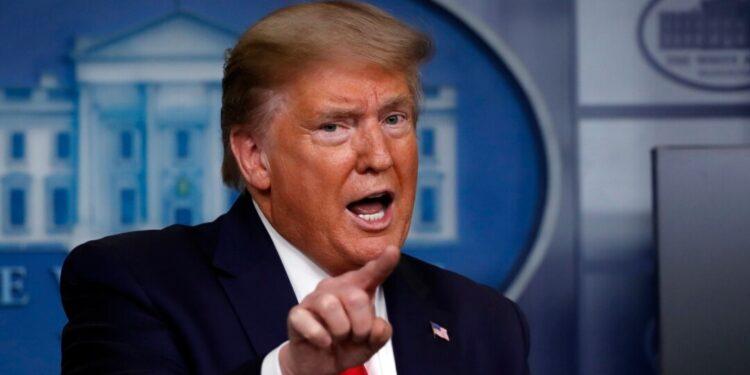 ETATS-UNIS – Donald Trump signe le décret imposant des droits de douane de 25% sur les importations provenant du Canada et du Mexique