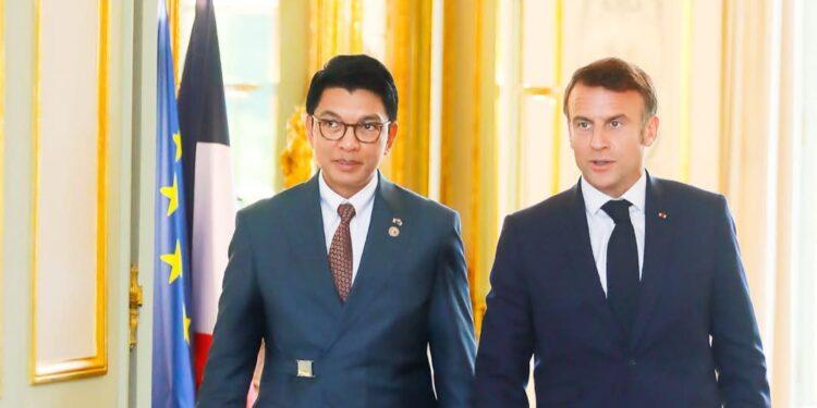 Emmanuel Macron et Andry Rajoelina en co-parrainage de la nouvelle promotion du programme Young Leaders de la French-African Foundation 