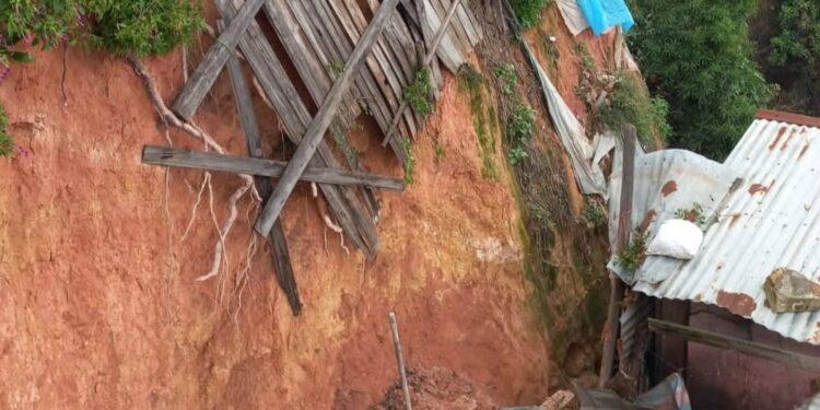 INTEMPERIES – Trois morts dont un nourrisson suite à un glissement de terrain à Ilanivato Ampasika