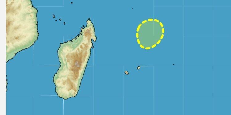 METEO – Le septième système de la saison dans l’océan Indien s’affaiblit mais devrait retrouver de sa vigueur en approchant Madagascar