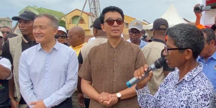 AGRICULTURE – La distribution des 200 tonnes de semences de riz hybride démarre à Tanambe Amparafaravola