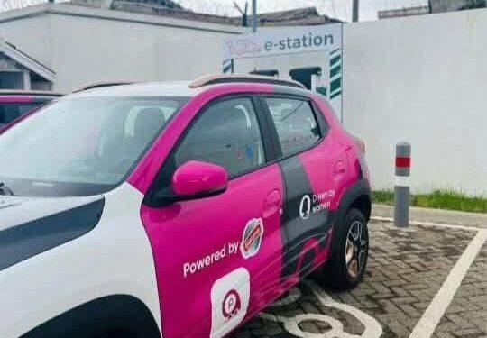 MOBILITE – Piqla lance une flotte de VTC conduits exclusivement par des femmes en partenariat avec Galana Madagascar