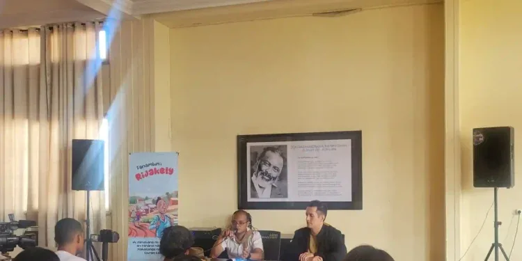 BANDE DESSINEE – « Fanambin’i Rijakely » de Rindra “Riri” Razafindrabe met en scène la difficulté des jeunes malgaches