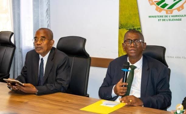 LUTTE ANTIACRIDIENNE – Au moins quatre campagnes successives nécessaires pour revenir à une situation de rémission
