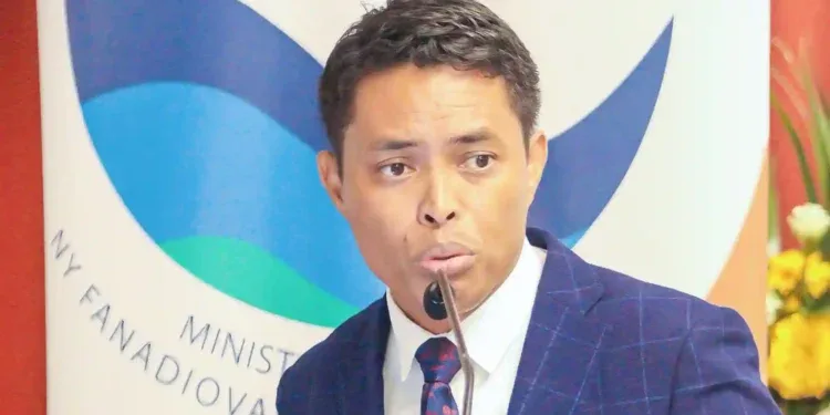LALAINA ANDRIANAMELASOA : “C’est une honte de laisser les autres s’occuper de vos déchets”