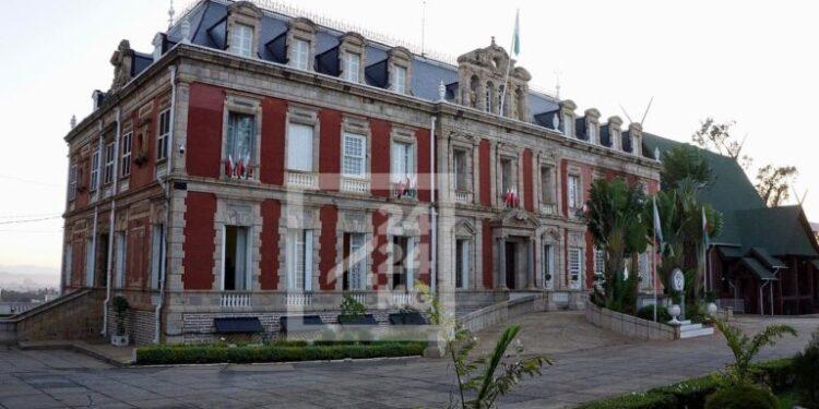 FINANCES PUBLIQUES – Un Conseil des ministres restreint spécial pour adopter un projet de loi attendu par le FMI 