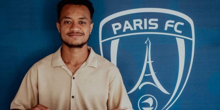 FOOTBALL – El Hadary Raheriniaina signe son contrat professionnel avec Paris FC