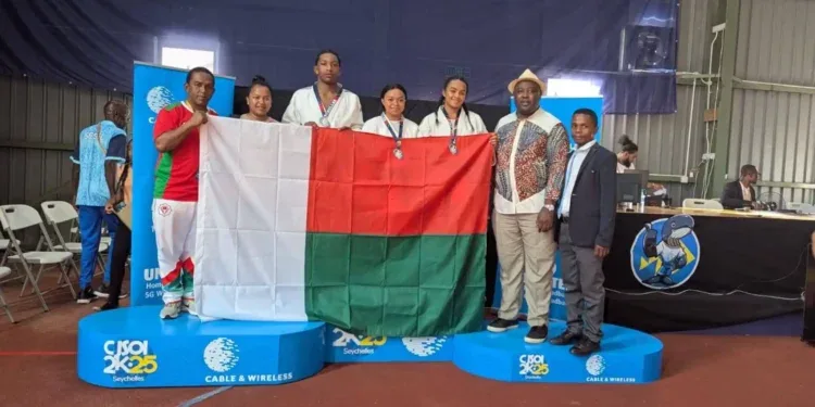 SPORTS – Madagascar récolte sept médailles en judo aux Jeux de la CJSOI aux Seychelles
