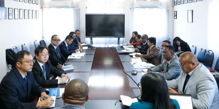 SOCIETE COMMERCIALE A PARTICIPATION PUBLIQUE – La Société sino-malagasy de travaux publics (SMATP) à redresser