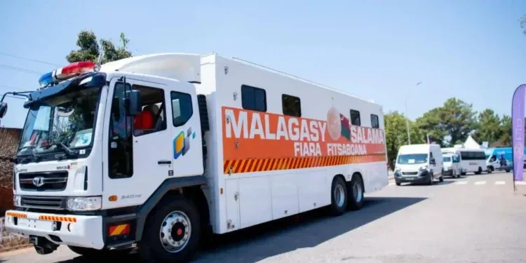 SANTÉ PUBLIQUE – Une douzaine de véhicules en route pour le Menabe dans le cadre de la 33ème caravane médicale