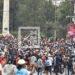 MANIFESTATIONS – Longue marche pour les habitants de la RN1 vers le Centre-ville pour rejoindre le mouvement de la GenZ