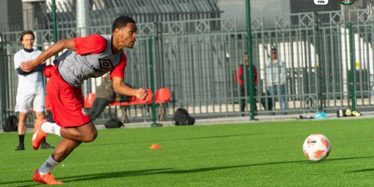 FOOTBALL – “Je pense que tout le monde est prêt” pour ce jeudi soir, évoque Rayan Raveloson