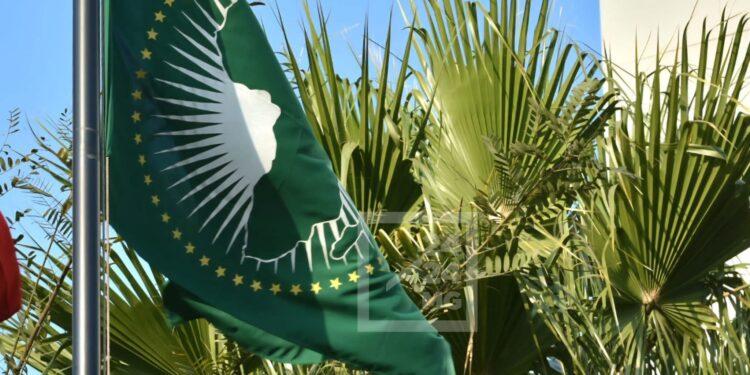 SORTIE DE CRISE – L’Union africaine “exige la mise en place d’un gouvernement de transition civil” et l’organisation rapide d’élections