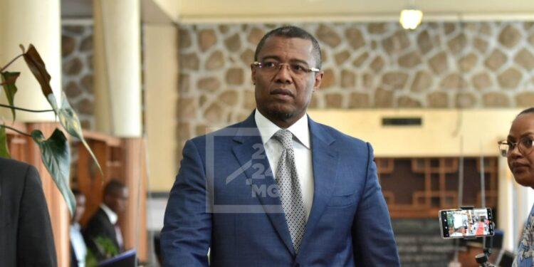 PARLEMENT – Siteny Randrianasoloniaiko en déplacement à Maurice « en tant que président du Comité olympique malgache », selon l’Assemblée nationale