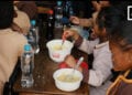 Yas Madagascar et l’ONG Inviso partagent joie et douceurs dans des écoles de la Capitale
