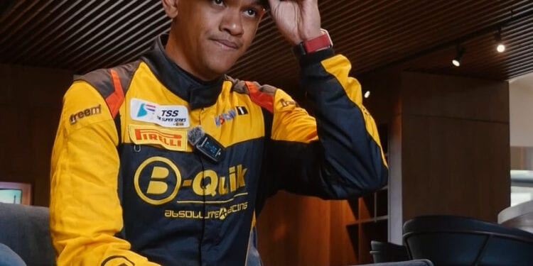 IARO RAZANAKOTO, PILOTE GRAN TURISMO – “Je suis le premier Africain à évoluer à ce niveau en course automobile”