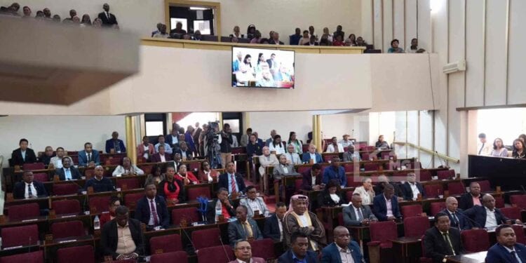 PARLEMENT – Huit projets de loi, deux résolutions et sept commissions d’enquête approuvées en deux mois de session parlementaire