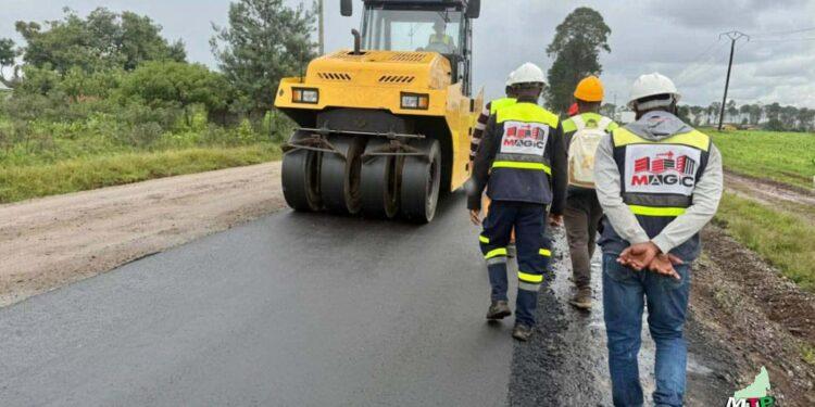 CIRCULATION – Le revêtement en goudron de la RN7 Antananarivo – Antsirabe débute, selon le ministère des Travaux publics