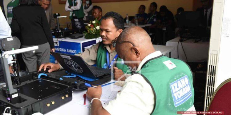 CITOYENNETÉ – L’enrôlement biométrique de la population adulte de Madagascar à réaliser en une année, selon la Banque mondiale