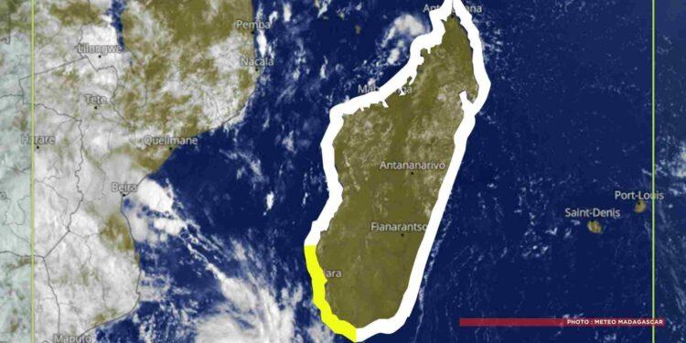 CATASTROPHE NATURELLE – Des vents de 65km/h attendus le long de la côte Sud-Ouest dans la nuit de lundi à mardi