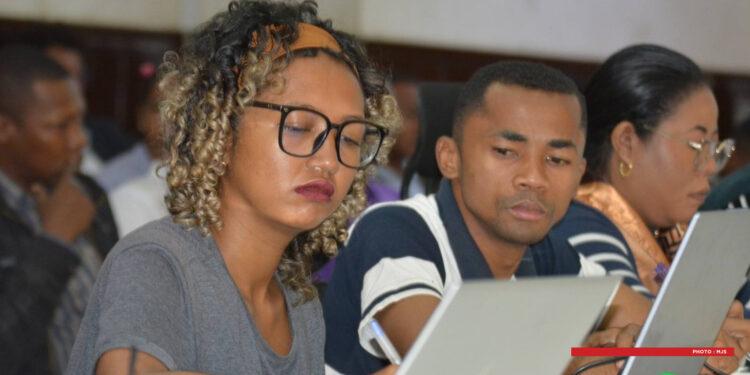 DIALOGUE – Le lancement de la concertation nationale des jeunes pour la Refondation reporté sine die