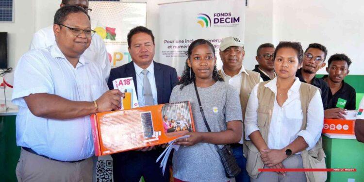 ENSEIGNEMENT SUPÉRIEUR – Quatre hubs numériques et un hotspot wifi d’une capacité de 1 000 connexions simultanées à Barikadimy Toamasina
